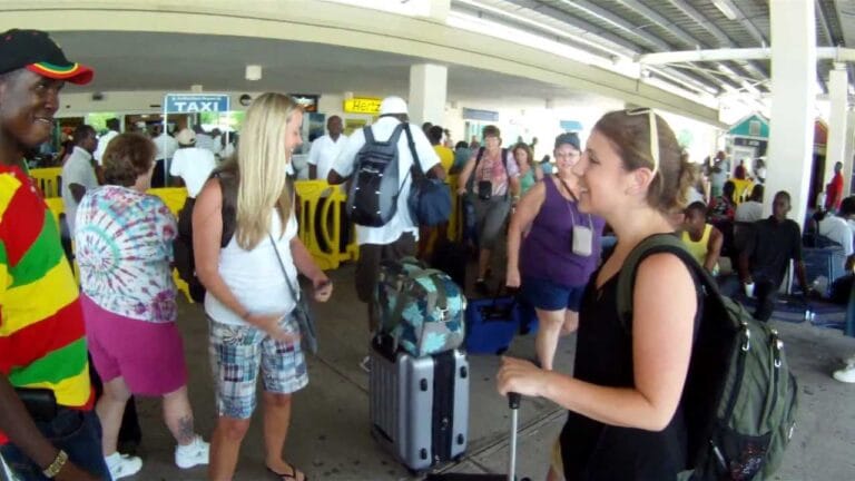 Kingston to Runaway Bay Private Airport Transfer