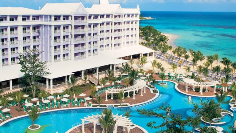Ian Flemming to Ocho Rios Private Airport Transfer