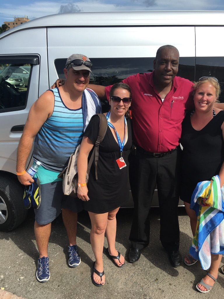Montego Bay Airport to Runaway Bay – Private & Reliable