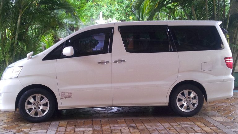 Kingston Private Airport Transfer to Runaway Bay