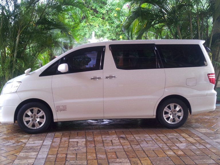Private Ian Fleming Airport Transfer – Runaway Bay Hotels