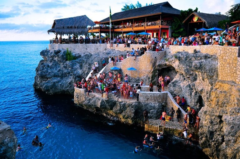 Private Negril Beach Tour – Rick’s Café Sunset Experience